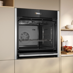 NEFF N70 Slide & Hide Built-in Oven, Stainless Steel – B54CR31N0B - Image 5