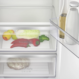 Alternative view of NEFF N50 Integrated Fridge – KI1812FE0G